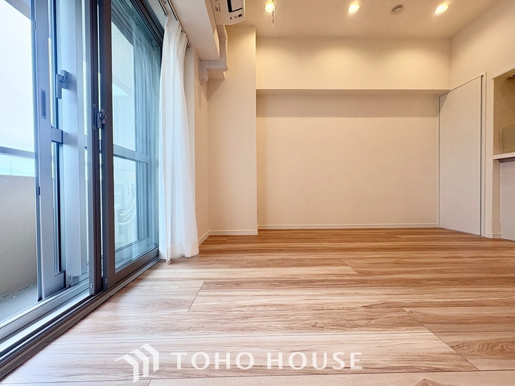 内装 【LIVING】◆住む喜び、楽しさ、感動◆を君と共有したい。いつまでもずっと家族を見渡せるこの広い空間で。