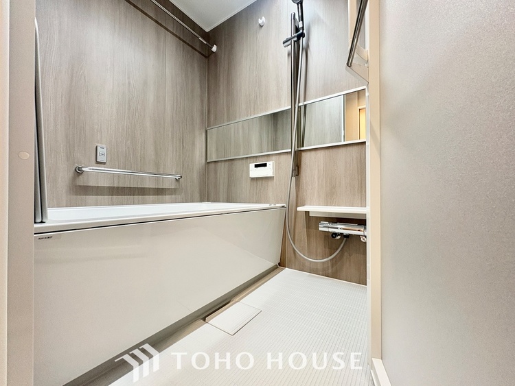 風呂 【BATHROOM】◆プライベートな空間◆simpleだからrelaxできるんです。