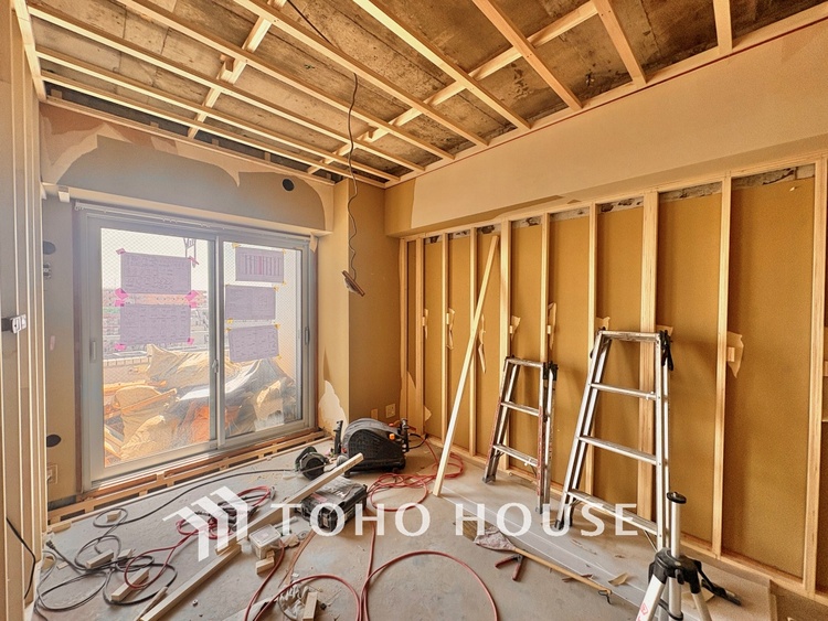 内装 【改装中】忙しい朝でも、しっかり食事をして頂けるゆとりある大きさのダイニングスペース。