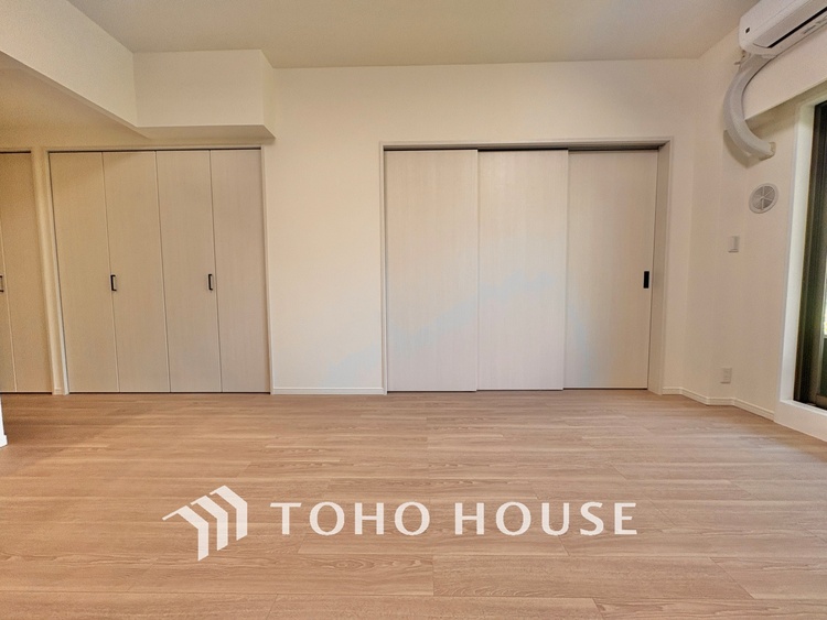 内装 「想像していた以上に広い」が写真を撮っているときの感想です。家事動線に配慮したプランによりご家族がくつろげる明るく広い空間が確保できました。