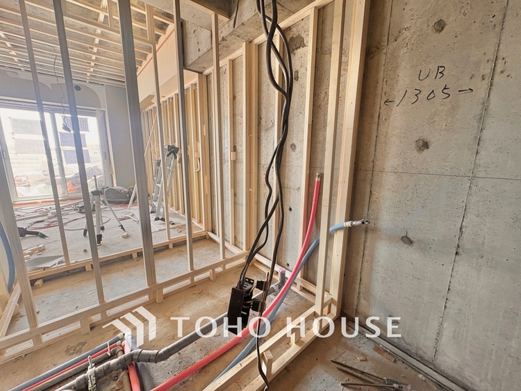 キッチン 【改装中】奥のスペースまで有効に活用できます。奥まで上から見渡せるので、たまにしか使わない調理器具もサッと取出せます。