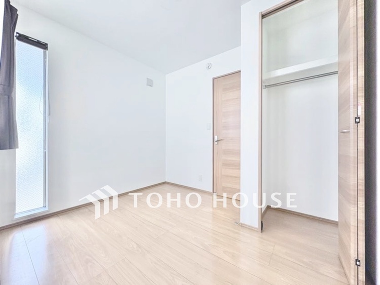 内装 【居室】家具のレイアウトがしやすく、暮らしに合わせやすい物件。