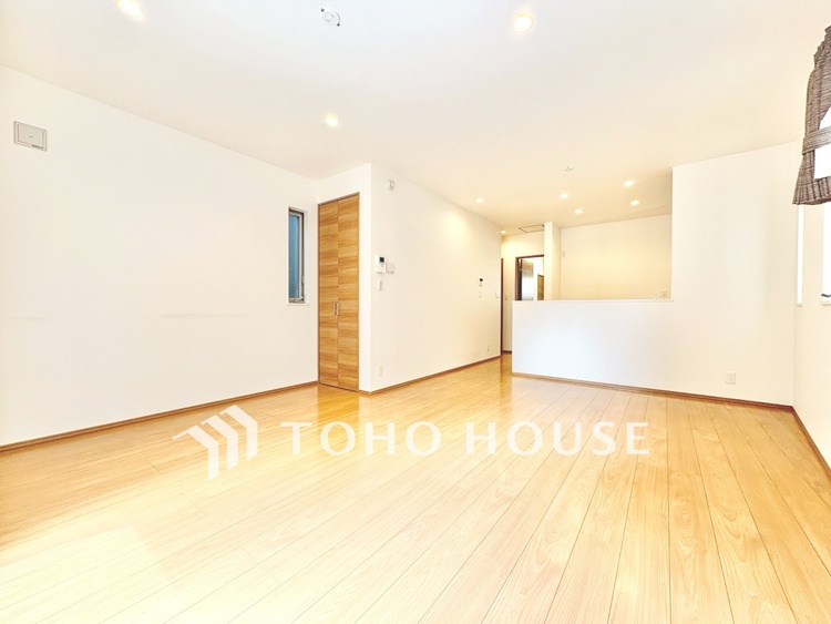 内装 【リビング】このリビングを見た瞬間に、「ここで暮らしたい」と思う。