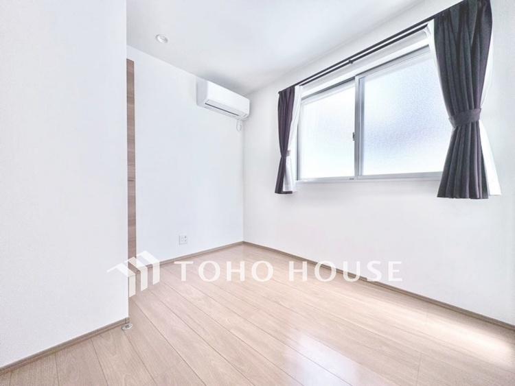 内装 【居室】朝はやわらかな光に包まれ、気持ちよく一日始められます。