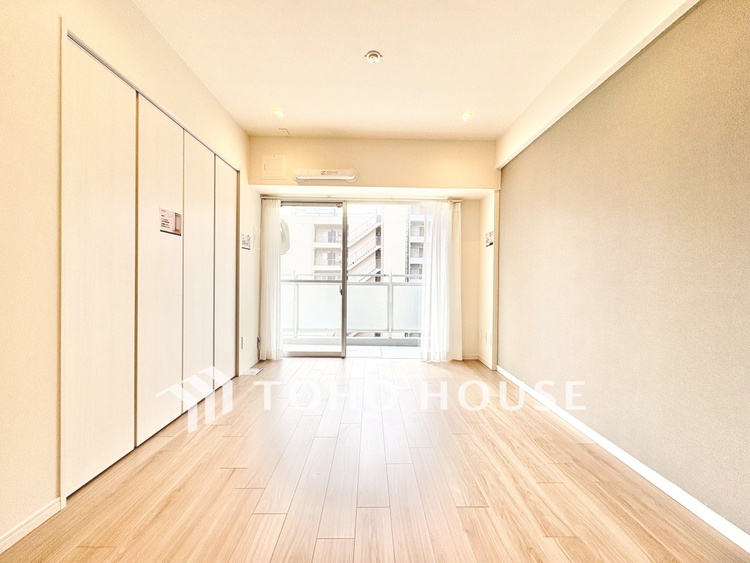 内装 【居室】シンプルで使いやすく、どんな家具にも馴染む居室です。