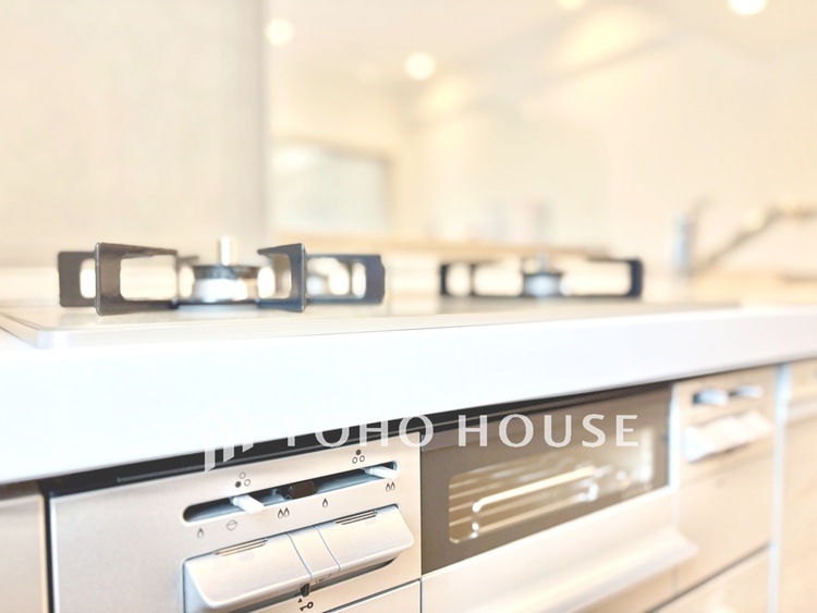 キッチン 【キッチン】ご家族との会話を楽しみながらお料理ができる空間です。の中心になる場所です。