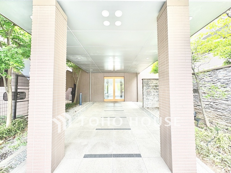 外観 〜【Modern Style】 確かなデザイン性と、日々の暮らしやすさを調和させた上質な空間設計〜