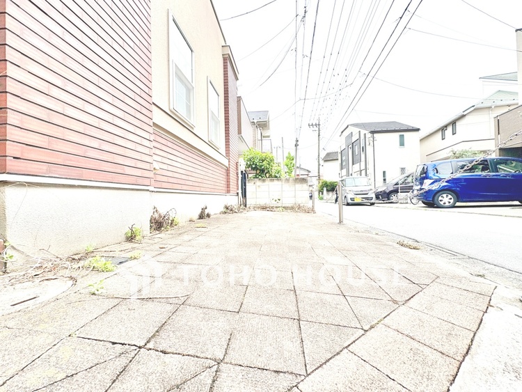 外観 【駐車場】荷物の積み下ろしもラクに行えます。