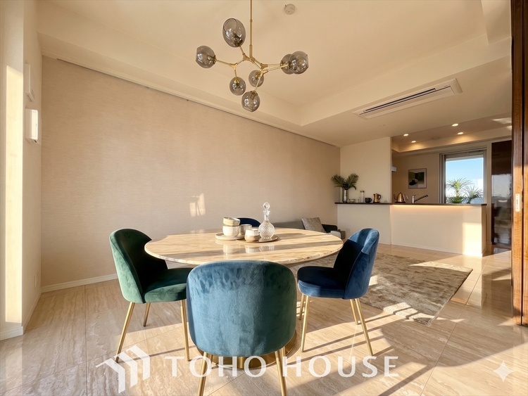 内装 ＊上記画像について配置してあった家具や調度品はCG処理により除去している為、上記画像はイメージ画像です。