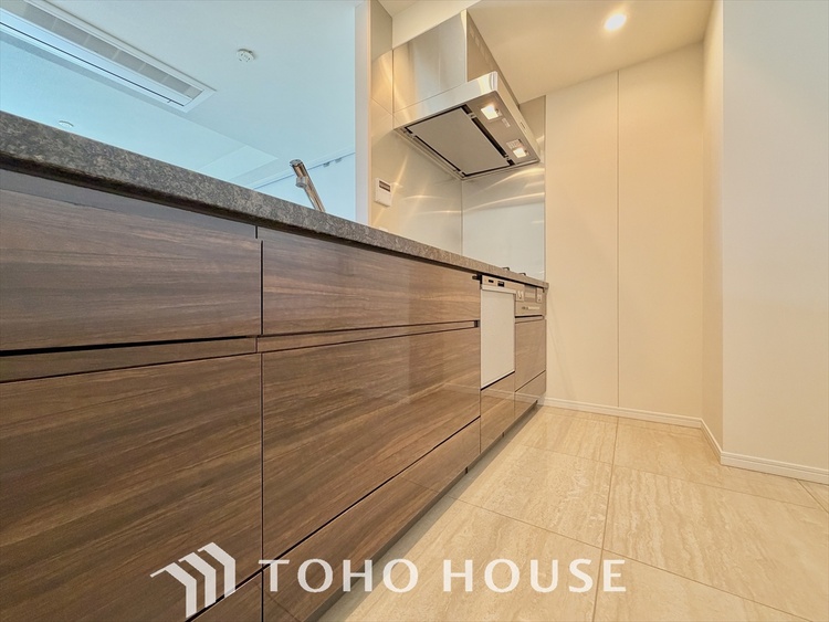 キッチン ＊上記画像について配置してあった家具や調度品はCG処理により除去している為、上記画像はイメージ画像です。