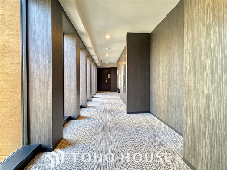 エントランス 一日の振り返りを行い、疲れを癒していくそんな場所でありたい。心も体も休め明日へのパフォーマンスを向上させる。