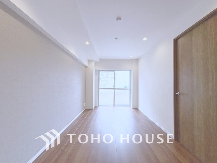 内装 【LIVING】◆陽光◆が差し込む。この開放的なLDKに家族の笑顔が集う。家族が一緒に過ごす空間は明るく、そして居心地よく。