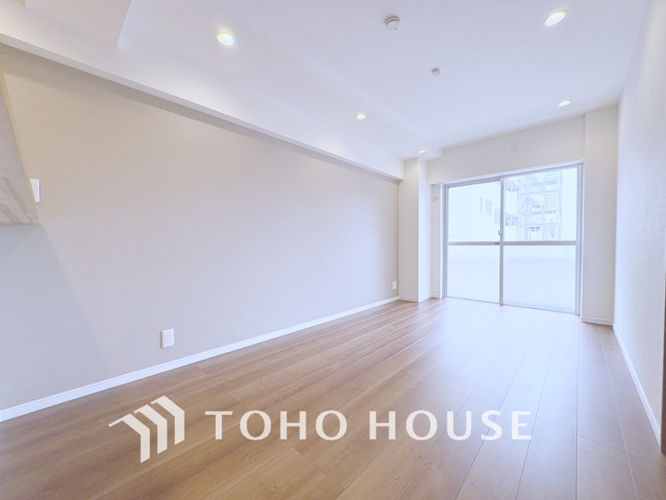 内装 【LIVING】◆扉を◆開くとこの景色。家族の”おかえり”の声が聞こえてきそう。