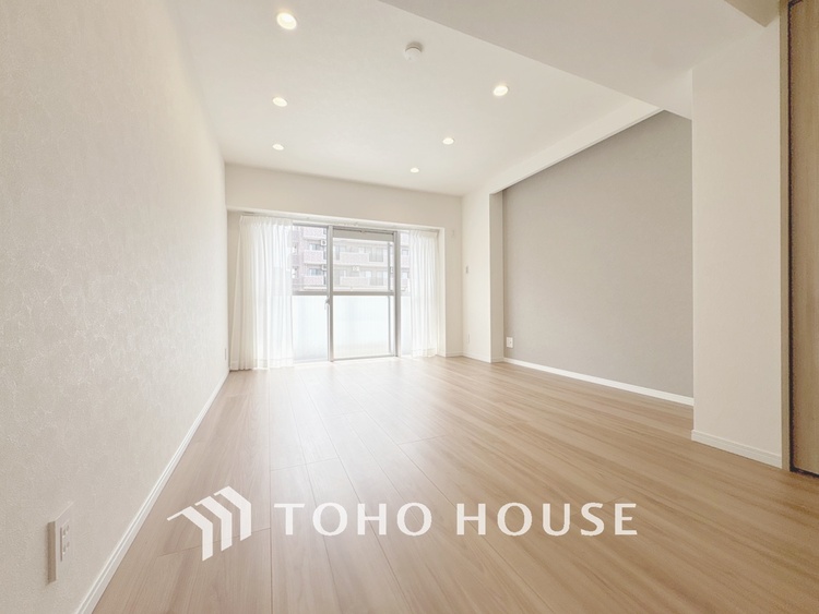 内装 【LIVING】◆Sunshine◆光が燦々と入り、いるだけで気持ちいい。「開放的でゆとりあるお部屋です。」