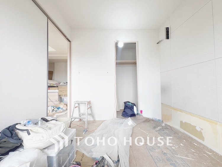 内装 現在改装中◆快適◆な暮らしに不可欠な収納スペース。快適さとともに思い出も詰まっていく。