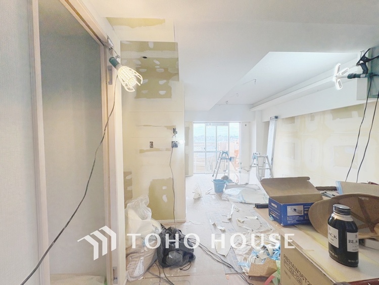 内装 現在改装中◆住む喜び、楽しさ、感動◆を君と共有したい。いつまでもずっと家族を見渡せるこの広い空間で。