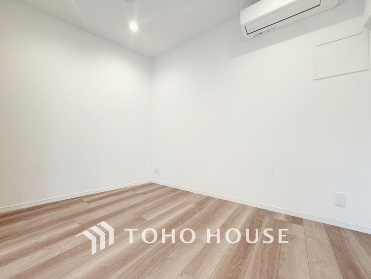 内装 【PRIVATE ROOM】◆属毛離裏◆子は父を手本とし、母に愛育されて成長する。家族の深い繋がり。いつまでも大切にしたい。