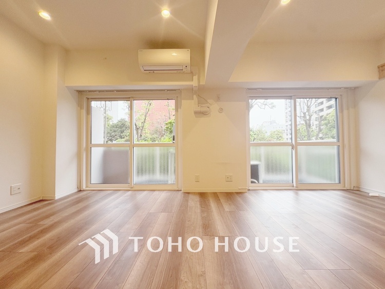 内装 【LIVING】◆住む喜び、楽しさ、感動◆を君と共有したい。いつまでもずっと家族を見渡せるこの広い空間で。