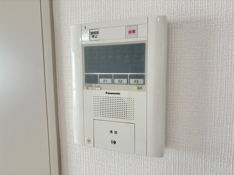 その他 誰が来てもわかる様にモニター付きインターホンを設置。