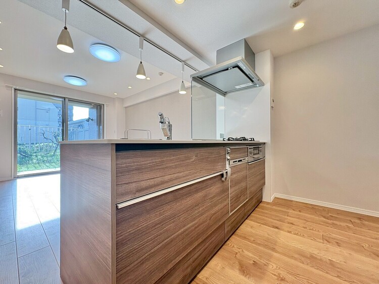 その他 開放感のあるキッチンスペース。調理をしながら、会話も弾みそうですね。