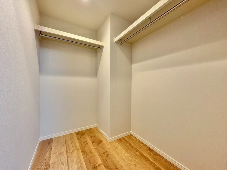 その他 収納スペースが付いていて、お部屋を広く使っていただけます。