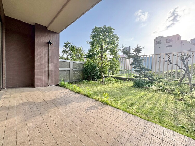 その他 朝の澄んだ空気や、夕方に吹く清々しい風を感じられるバルコニー。