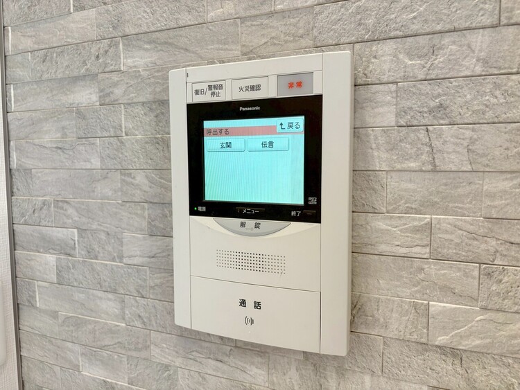 その他 誰が来てもわかる様にモニター付きインターホンを設置。