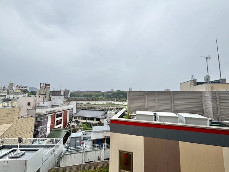 その他 眺望や窓からの景色が良いと、家で過ごす時間も快適です。