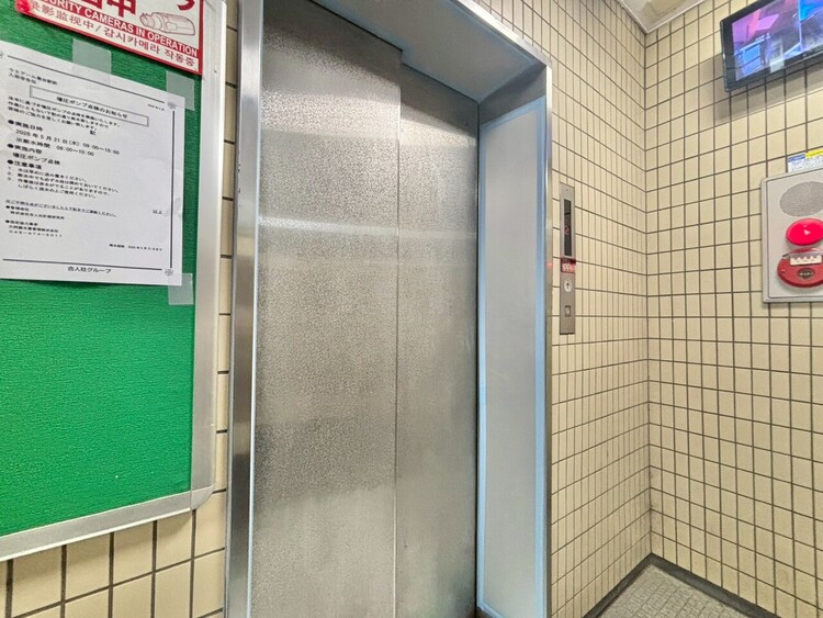 その他 エレベーター完備のため荷物が多くなっても安心。