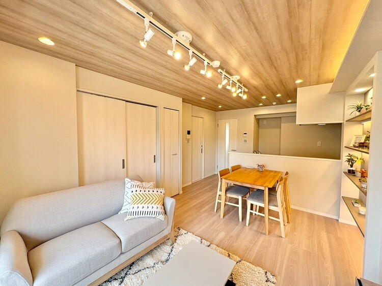 その他 シンプルな内装と偏り過ぎないデザインで統一しました。