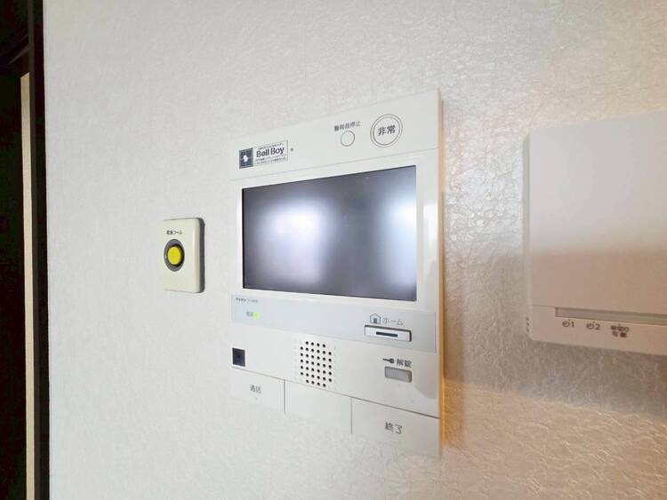 その他 誰が来てもわかる様にモニター付きインターホンを設置。