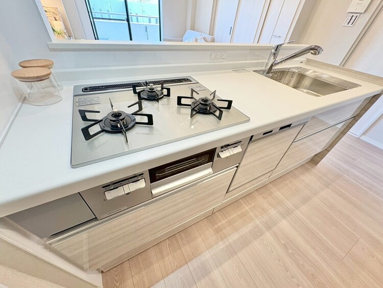 その他 開放感のあるキッチンスペース。調理をしながら、会話も弾みそうですね。