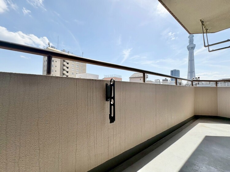 その他 朝の澄んだ空気や、夕方に吹く清々しい風を感じられるバルコニー。