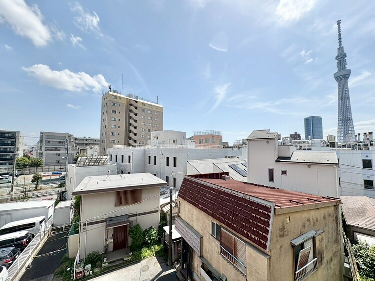 その他 眺望や窓からの景色が良いと、家で過ごす時間も快適です。