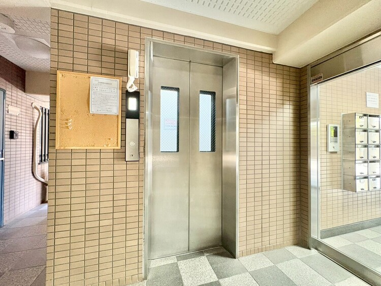 その他 エレベーター完備のため荷物が多くなっても安心。