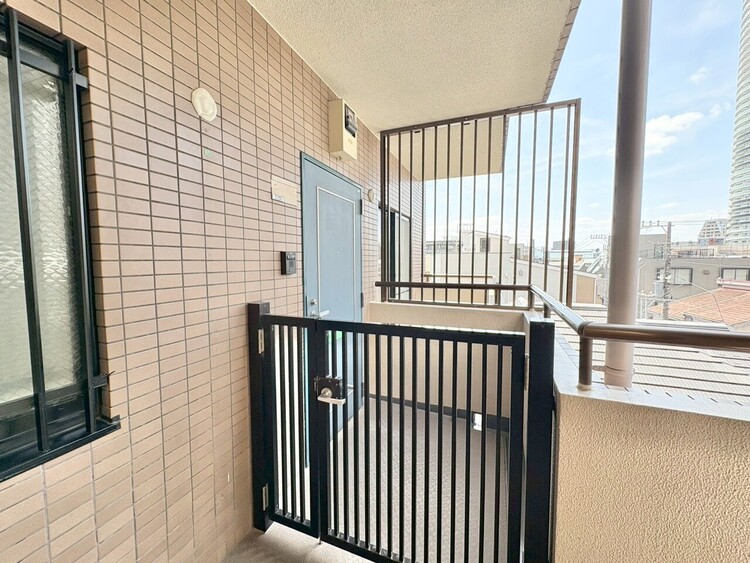 その他 清潔感のある落ち着いた雰囲気の玄関です。