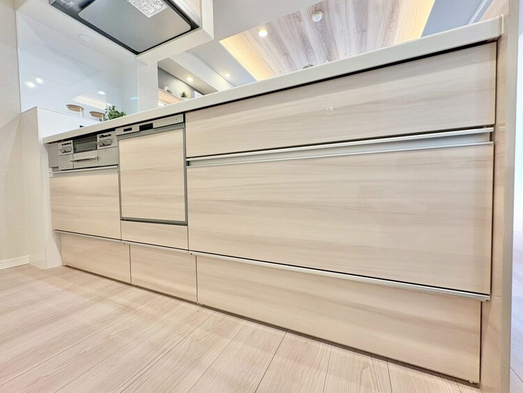 その他 開放感のあるキッチンスペース。調理をしながら、会話も弾みそうですね。