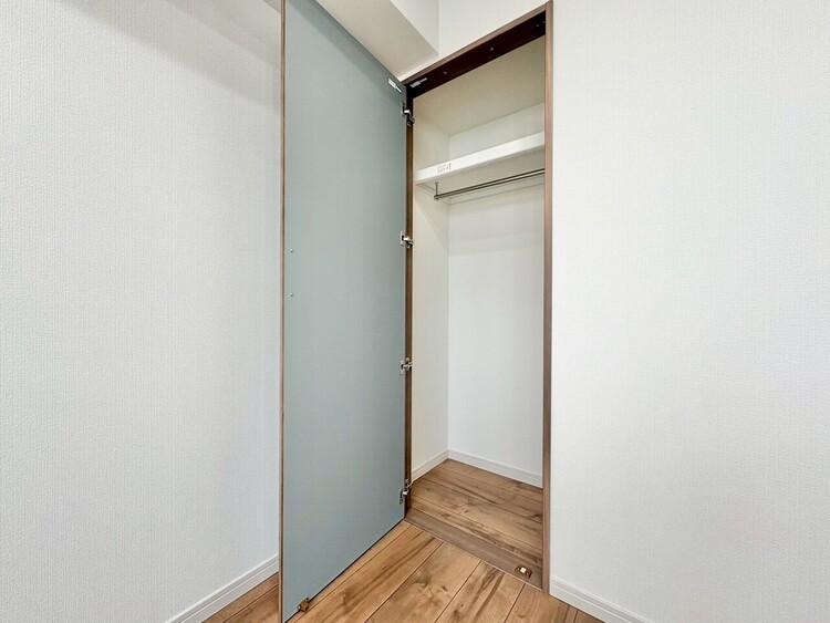 その他 収納スペースが付いていて、お部屋を広く使っていただけます。