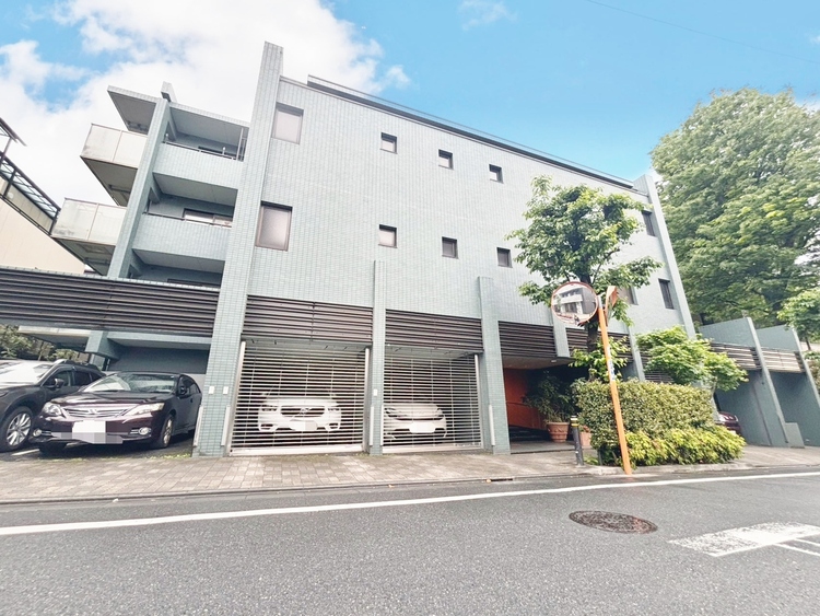 外観 資料には掲載していない情報が、現地にはたくさんあります。是非一度、現地をご確認ください。