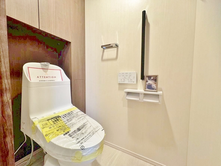 トイレ 暮らしの中のさりげないひとときの快適さにも、こだわりを、持って設備を配しております。