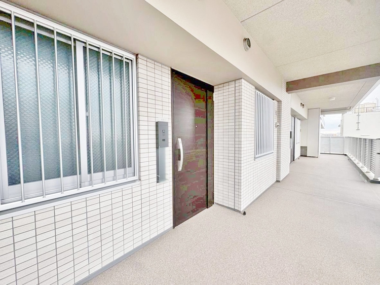 玄関 玄関を開ければ、そこは安らぎのご自宅。