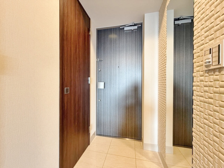 玄関 シューズボックスを完備した玄関です。