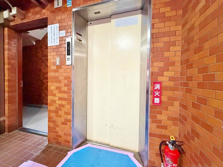 設備 きちんと整備された駐輪場。住む方の心遣いが感じられます。