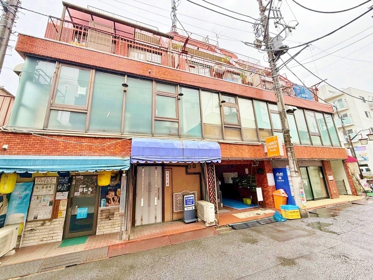 外観 現地に足をお運びいただいた際には、周辺散策などをお勧めいたします。