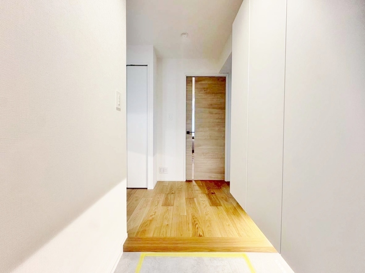 玄関 シューズボックスを完備した玄関です。