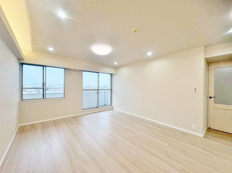 居間 豊かな居住性と、安心感を満たすクオリティが見事に調和した住空間。