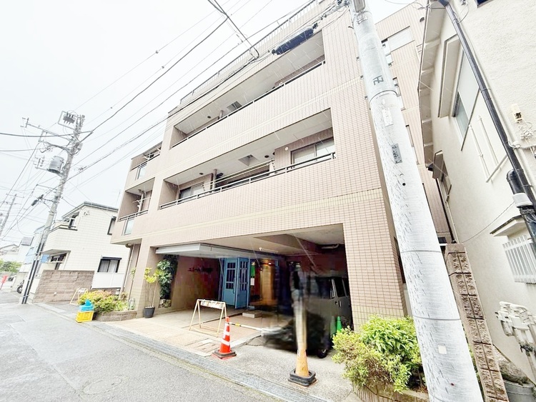 外観 ライフプランニングからローンまで、一貫してご説明させていただきます。お気軽にお問い合わせくださいませ。