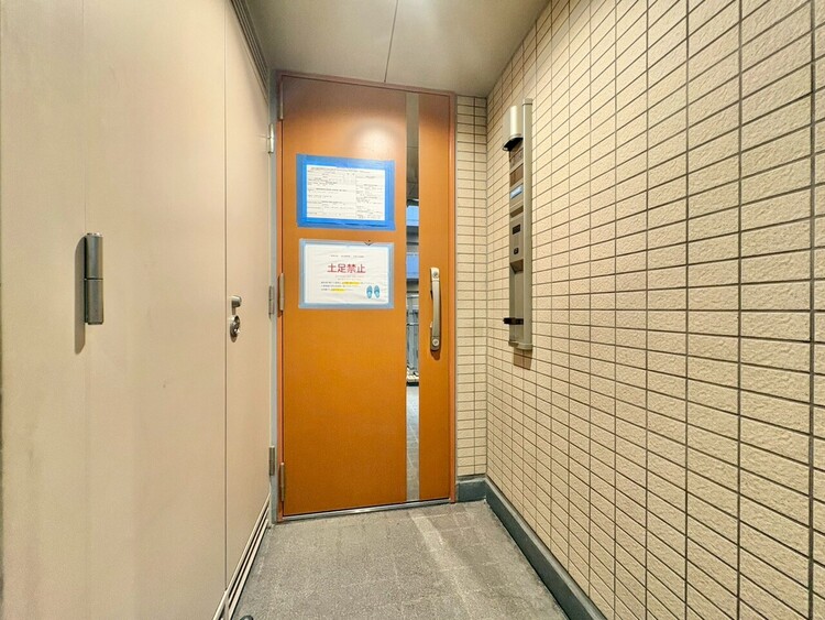 玄関 玄関を開ければ、そこは安らぎのご自宅。