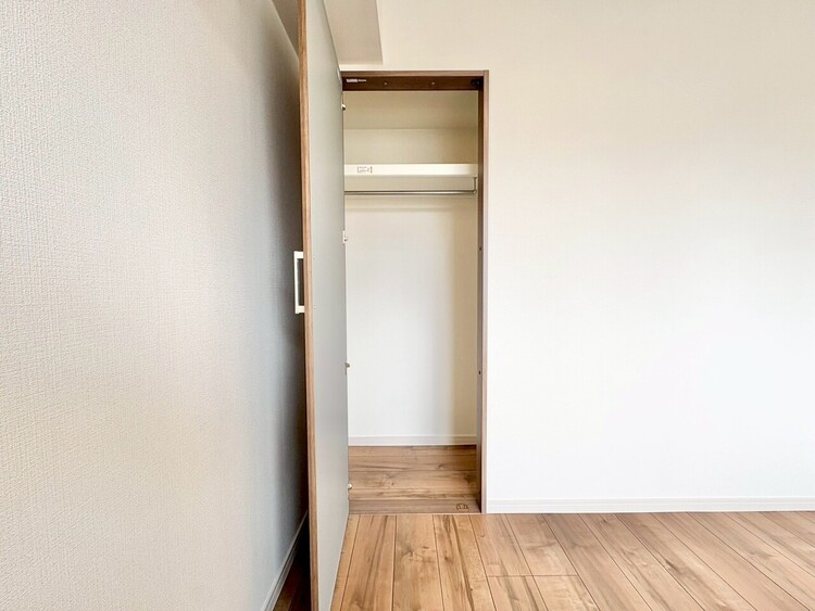 収納 居室にはクローゼットがあり、荷物もスッキリ収納して快適にお過ごしいただけます。
