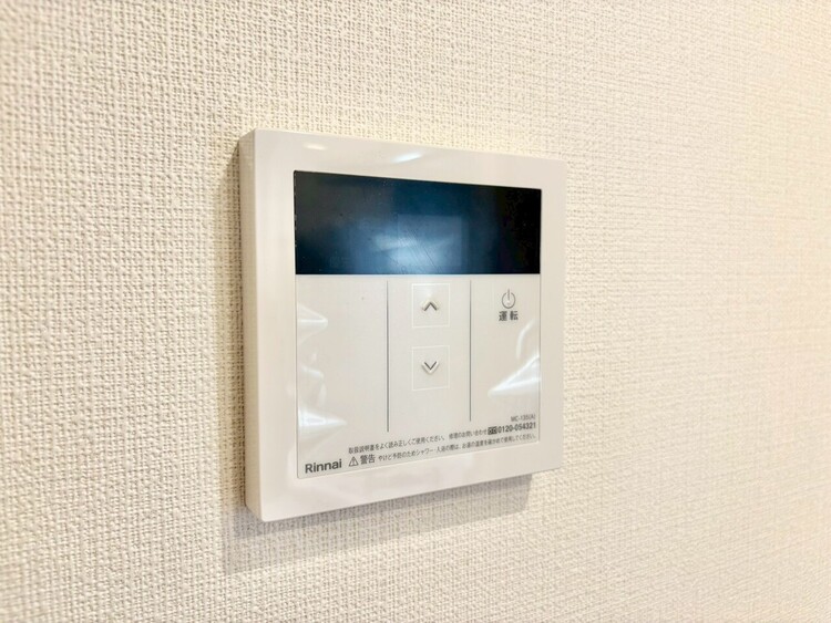 設備 見やすい画面で操作しやすい給湯パネルです。